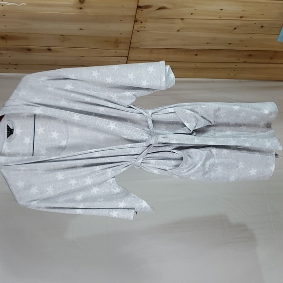 Fabulous Just Like‎ You bath robe. - Picture 3 of 7
